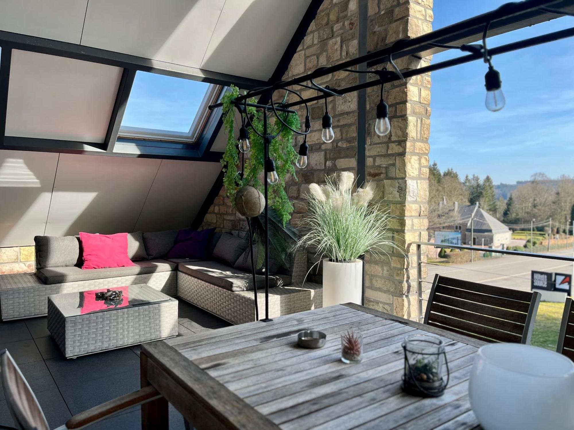 Ferienwohnung Loft De Prestige Au Pied Du Circuit Francorchamps Exterior foto